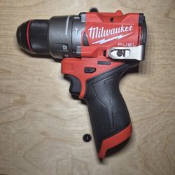 Milwaukee M12 Fuel Hammer Drill Driver