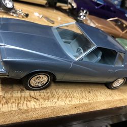 Model Car Promo 1980 Monte Carlos $0