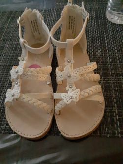 Little girl sandals size 11