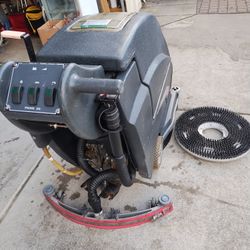 Floor Scrubber Machine 