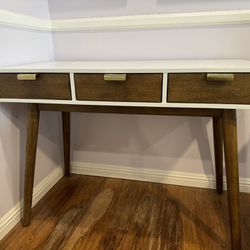 Desk Wood And Solid White Top.3 Drawers