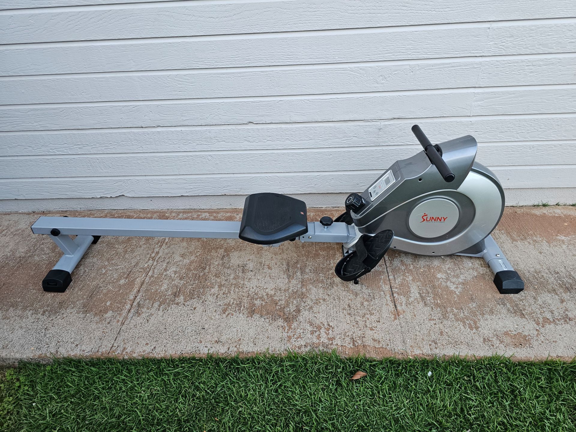 Sunny Health & Fitness 53.4" Extended Slide Rail Magnetic Rowing Machine Rower