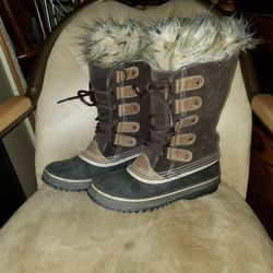 Sorel Snow Boots Size 10