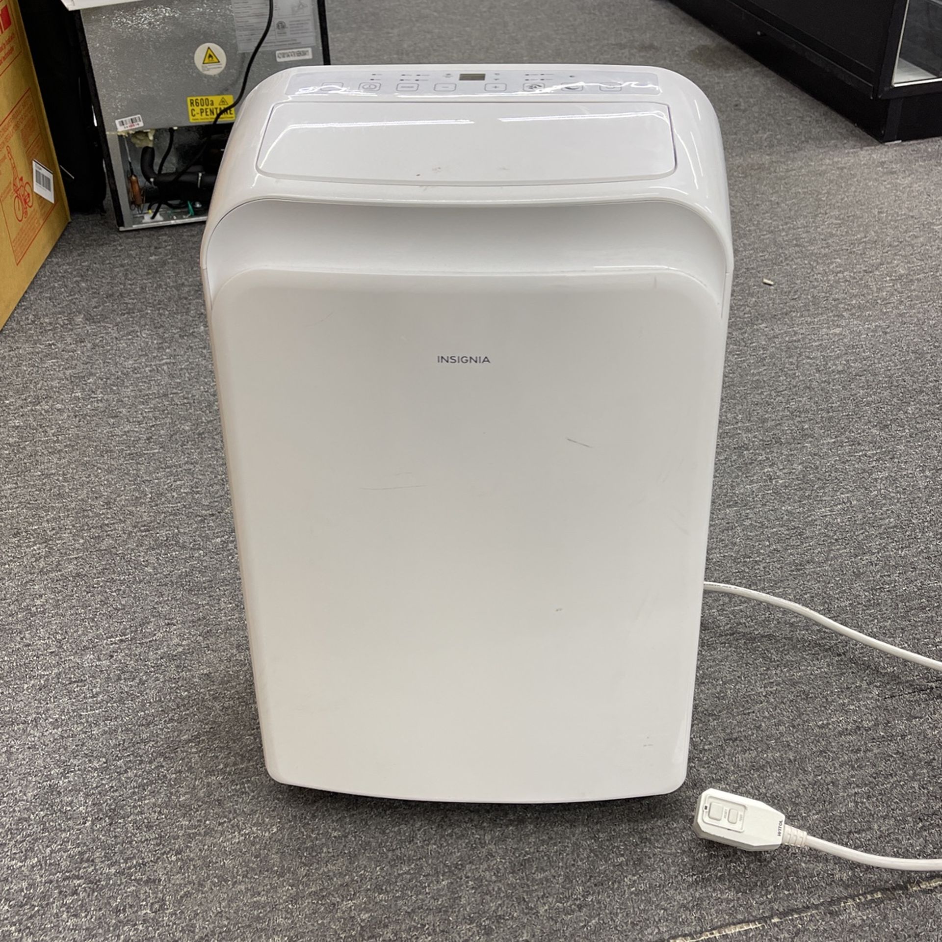 Insignia Portable A/C