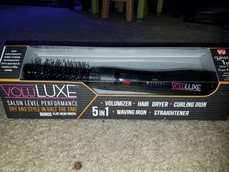 VoluLuxe hair straightener/Iron