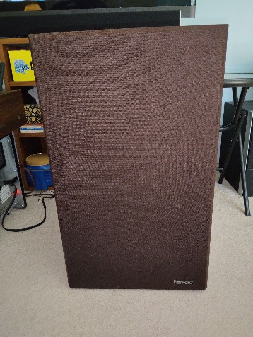 HARVARD VINTAGE FLOOR 3 WAY STEREO SPEAKER SYSTEM