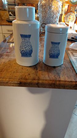 Ginger Jars blue and white home decors