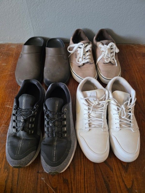 MOVING SALE - Men's Nike And Van's Shoes Size 10-10.5 (Free To $10/$15 For All/Read Description)