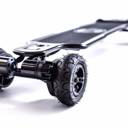 Evolve Carbon GT Electric Skateboard