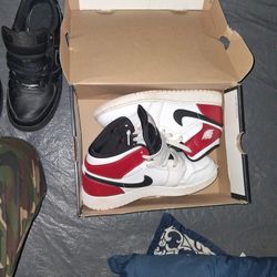 Air Jordan 12 Retro (GS)