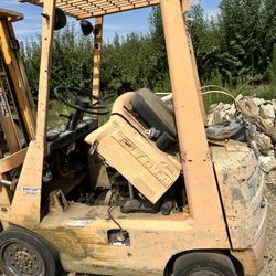 Toyota Forklift (Tank,battery Not Included) 