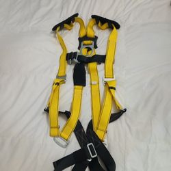 GUARDIAN FALL PROTECTION HARNESS