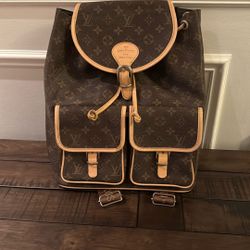 LOUIS VUITTON BookBag