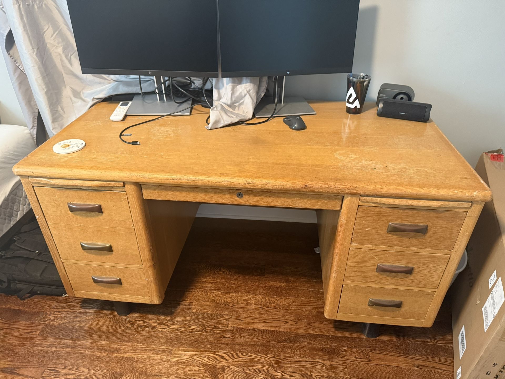 FREE Office Desk