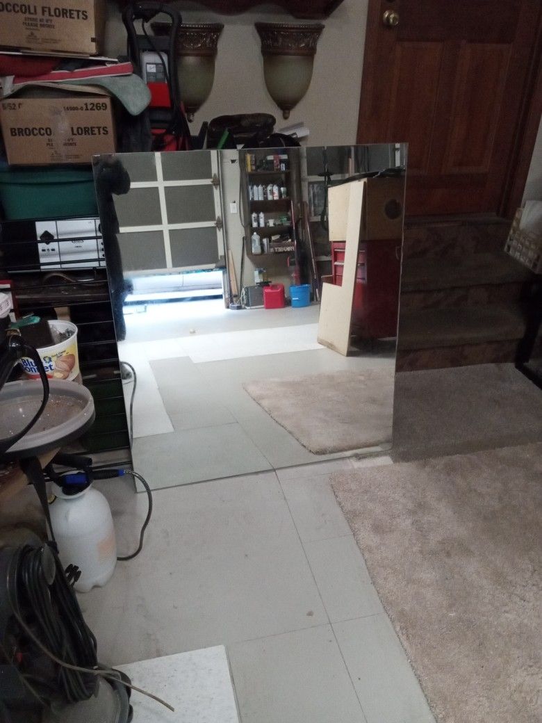 3 multi sized Mirrors