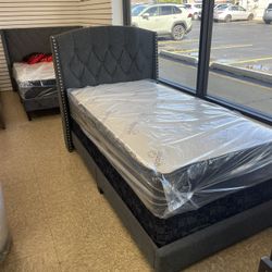 Twin Size Bed 