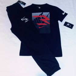 Nike Boys Youth 2pc Jogger & Tee Set - Medium 
