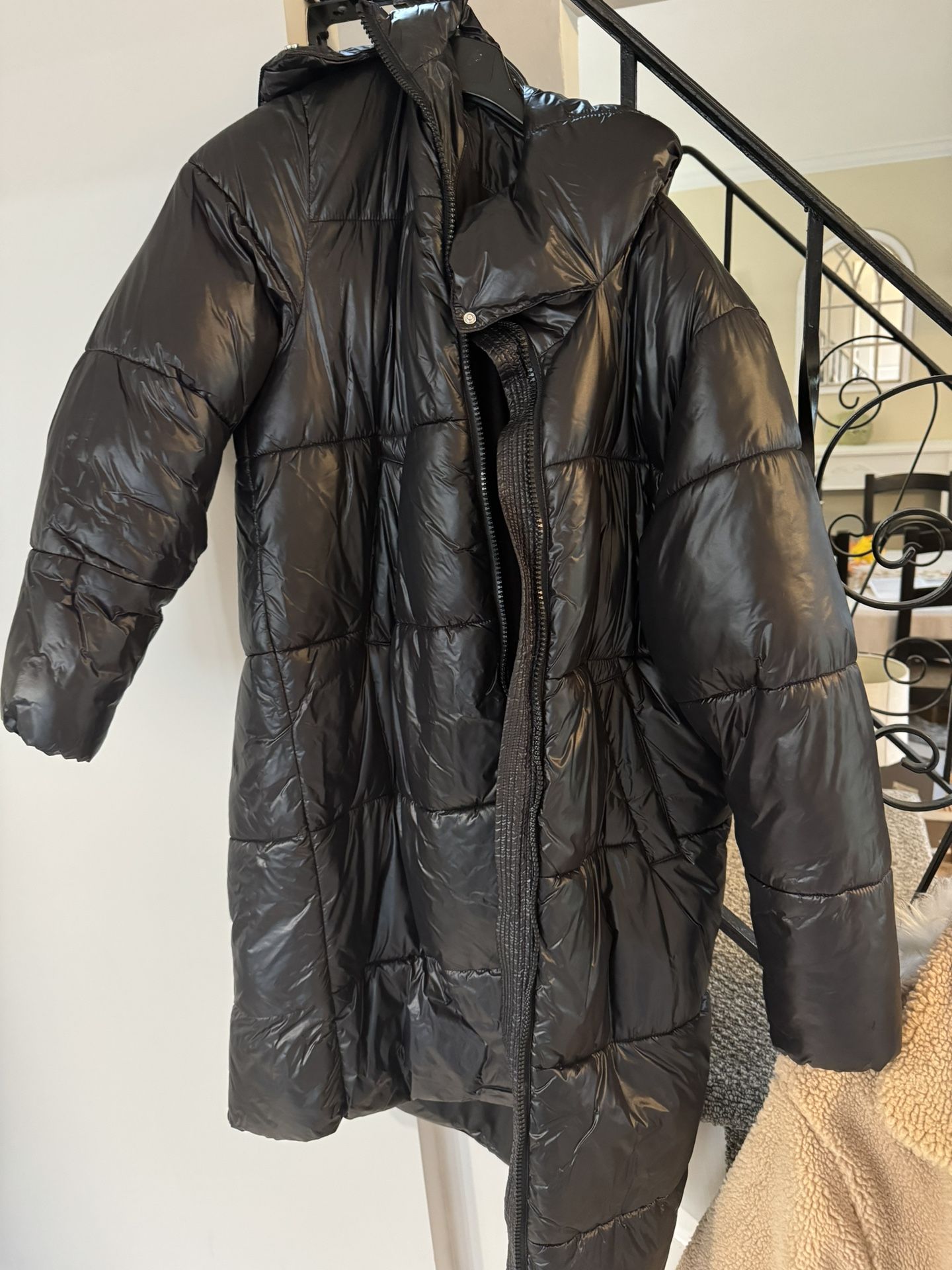 H & M Coat And Size Medium For Women