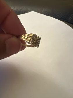 GOLD RING