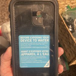 iPhone 12 Pro life proof phone case