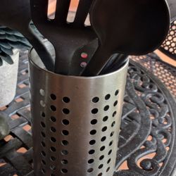 Base Nike Plateada Y 6 Piezasa De Cosina $ 10