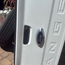 Puerta Trasera para Una Dodge ram