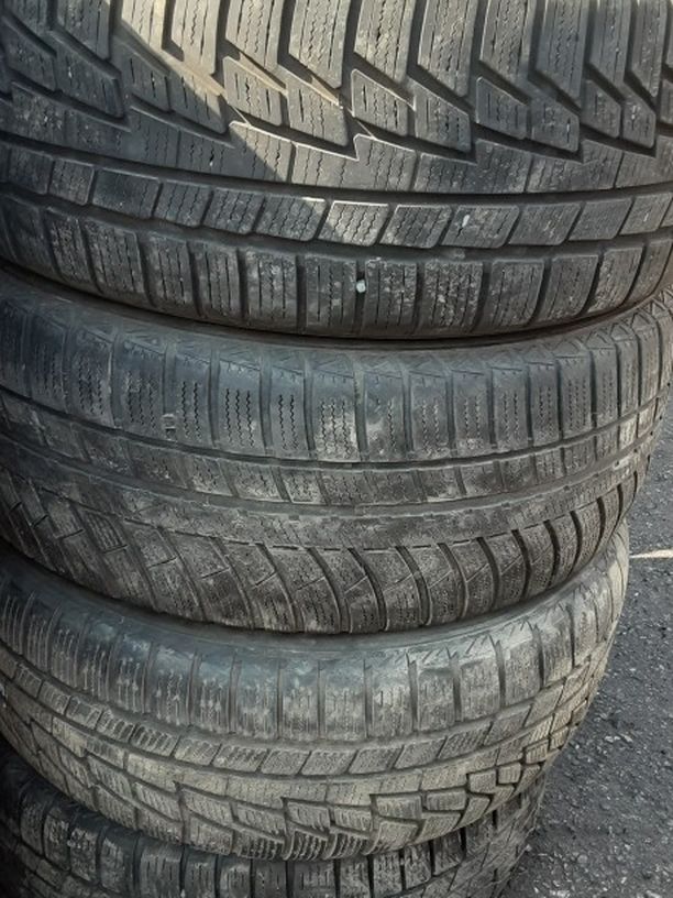 1SET DE LLANTAS 20555R16MARCA NORDMAN$150LAS 4 INSTALADA Y BALANCEADA