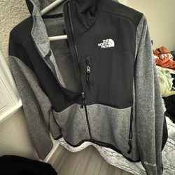 Women’s North face Jacket