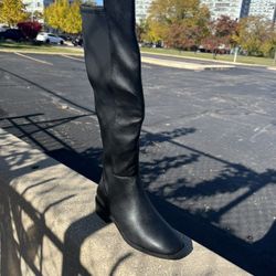 Kohl's Black Knee High Boots - Size 7.5