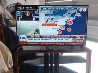 65 inch 4K LG LED TV with Glass Shelf Stand [OBO]