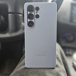 S25 Ultra (Blue 🥶) • 256 GB  • UNLOCKED 🔐• 10/10 • Like New!  (Price Firm)