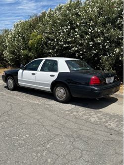 2000 Ford Crown Vic Police InterCeptor