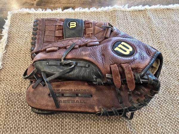 Wilson 12.5" Baseball Glove