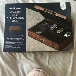 Brookstone Classic Men’s Accessories Box