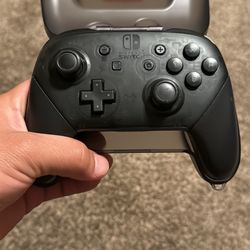 Nintendo Switch Pro Controller