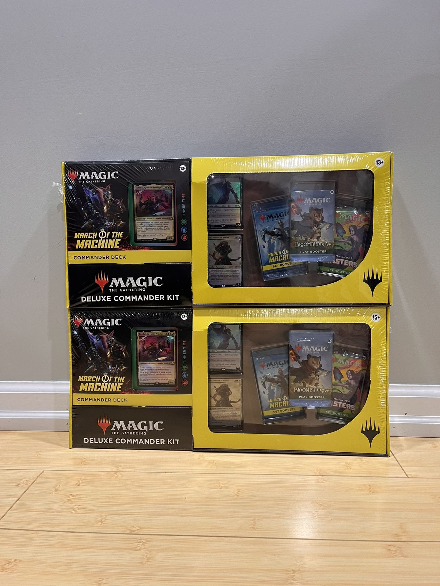 MTG March Of The Machine Deluxe Commander Kit