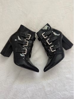 Women’s ankle boots