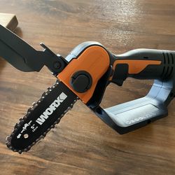 Worx 5” Pruning  Saw   Battery Not Included 