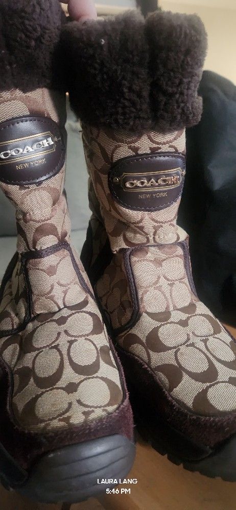 COACH BOOTS SIZE 9.5 ONLY WORN ONCE