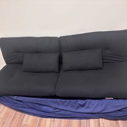 Black Futon