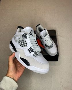 Jordan 4’s Military Black