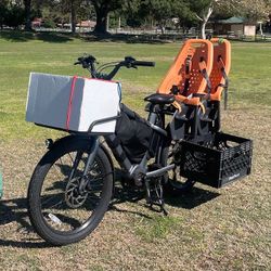 Benno Boost E 10D Speed – $4,000 OBO (with Front Tray + 2x Yepp Maxi Seats)