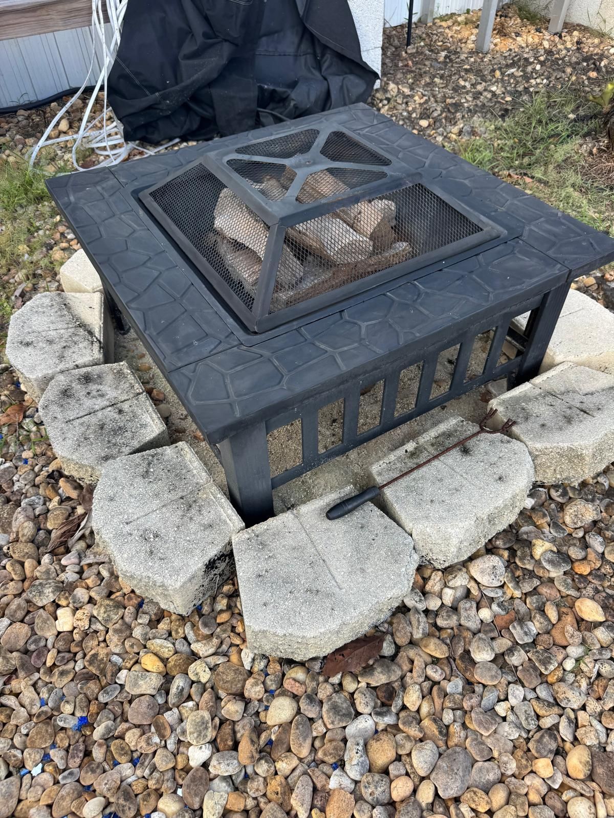 Pozo de fuego para exteriores de 32 pulgadas, hoguera cuadrada de metal, quemador de madera, patio, jardín, playas, camping, picnic, hoguera con cubie