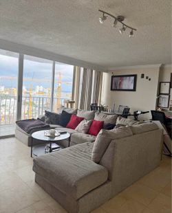 Sofa sectional couch