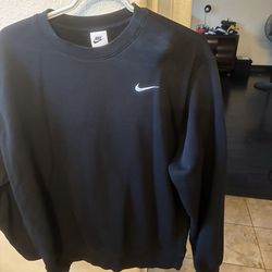 Nike sweater Men’s size Large