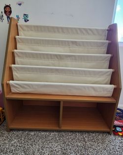 Kids Bookshelf