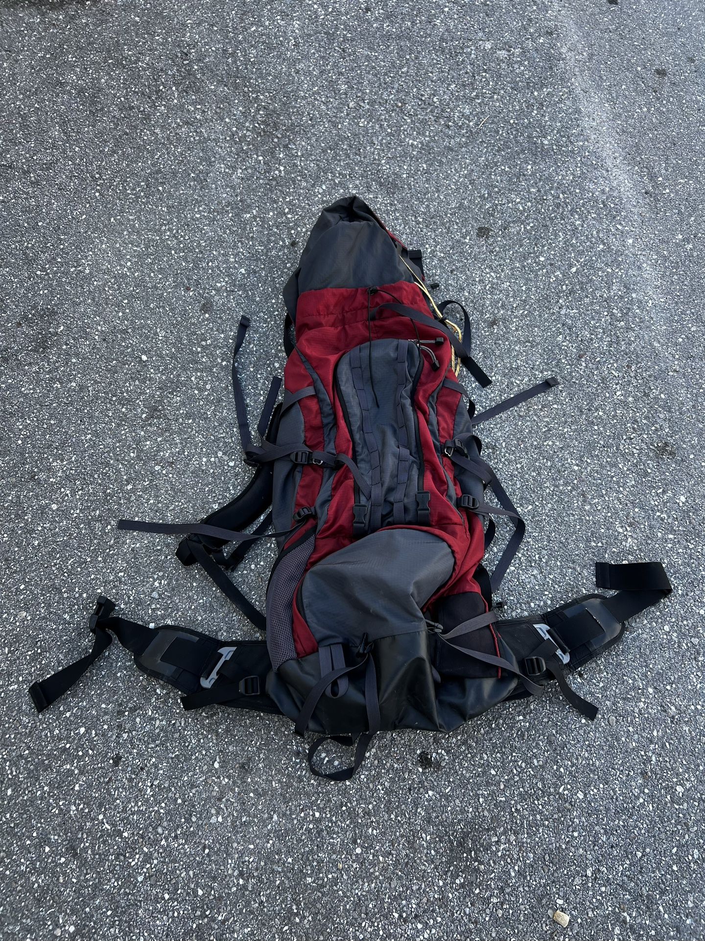 Gregory Palisade Internal Frame Red Black Backpack 80L Large 28x16”