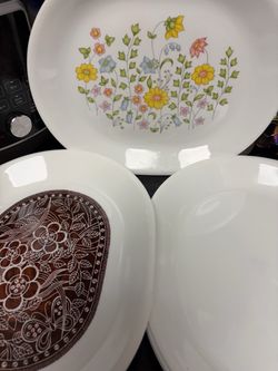 Corelle  oval plates