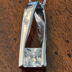Princess Cut 925 Sterling Silver Pendant And Chain Necklace