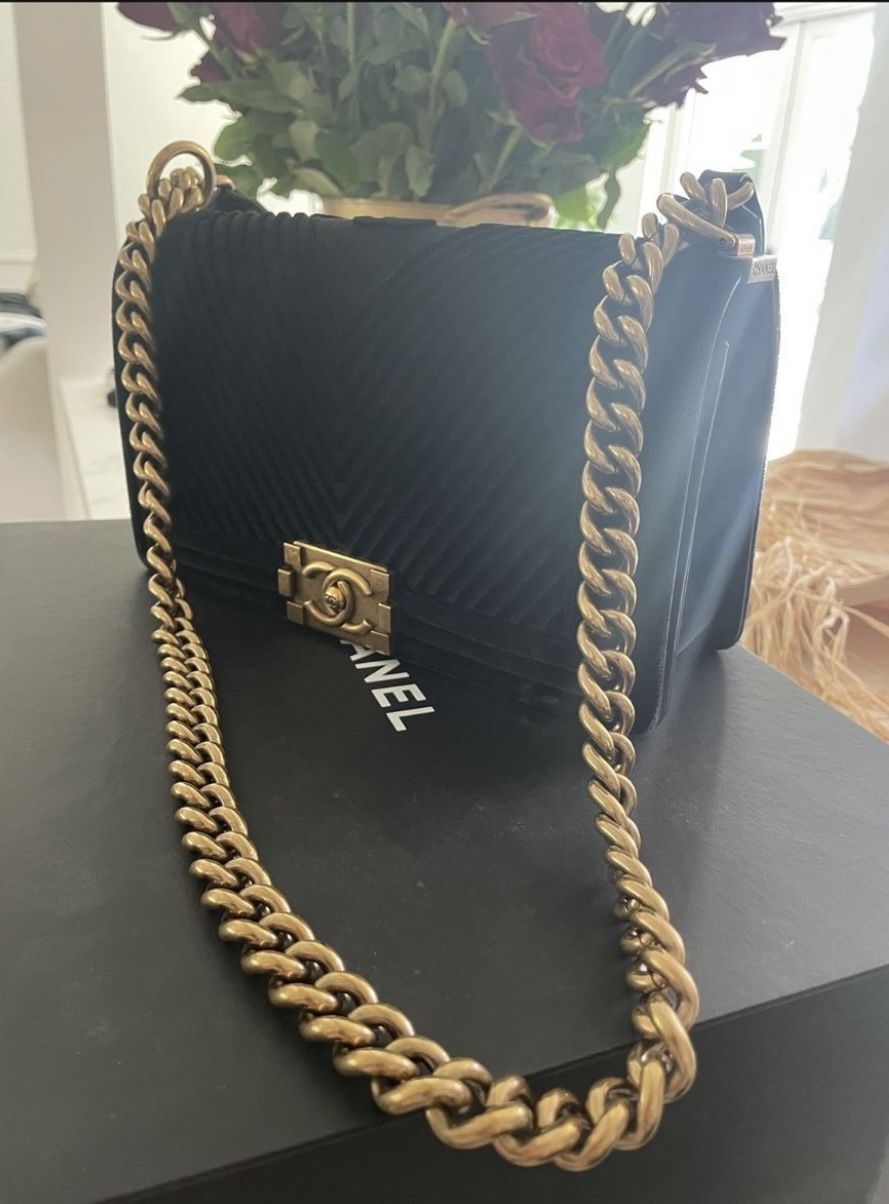 Chanel Boy Bag In Suede, Authentic